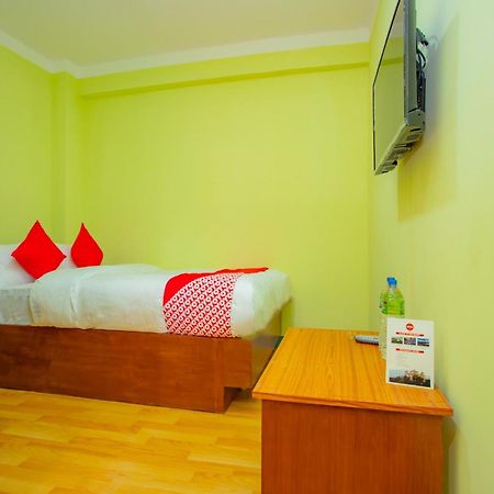 Oyo 589 Hotel Trimurti Katmandu Kültér fotó