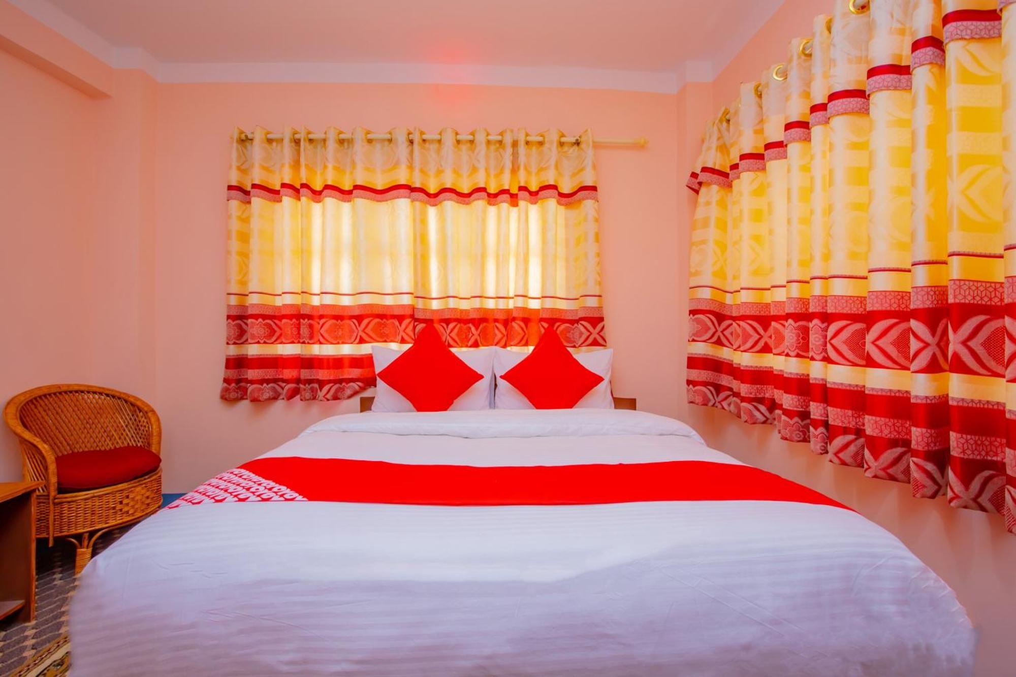 Oyo 589 Hotel Trimurti Katmandu Kültér fotó
