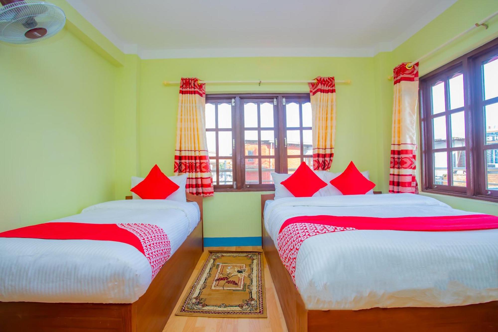 Oyo 589 Hotel Trimurti Katmandu Kültér fotó
