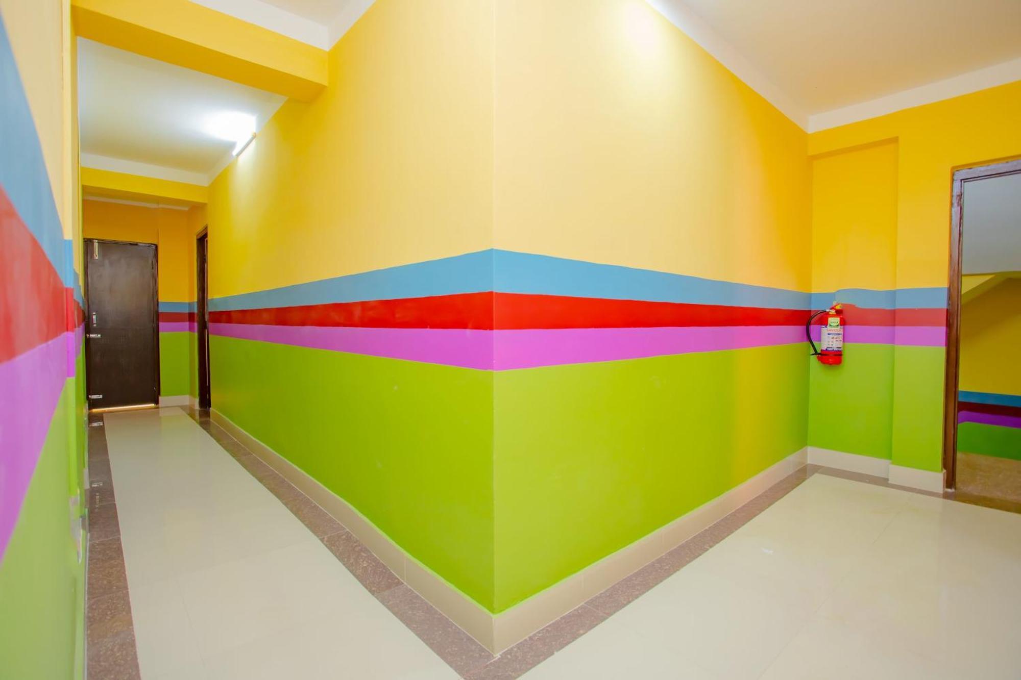 Oyo 589 Hotel Trimurti Katmandu Kültér fotó