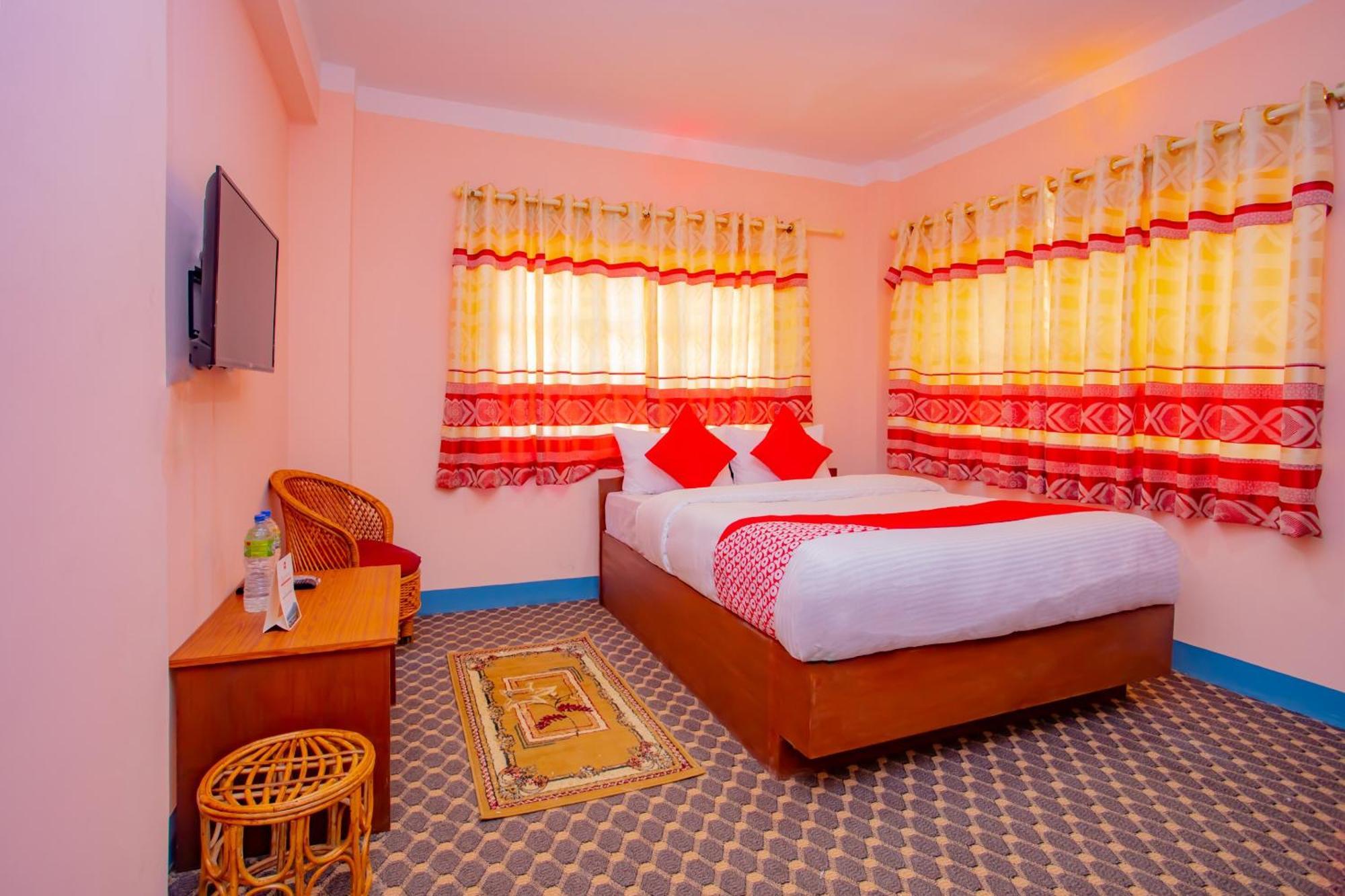 Oyo 589 Hotel Trimurti Katmandu Kültér fotó