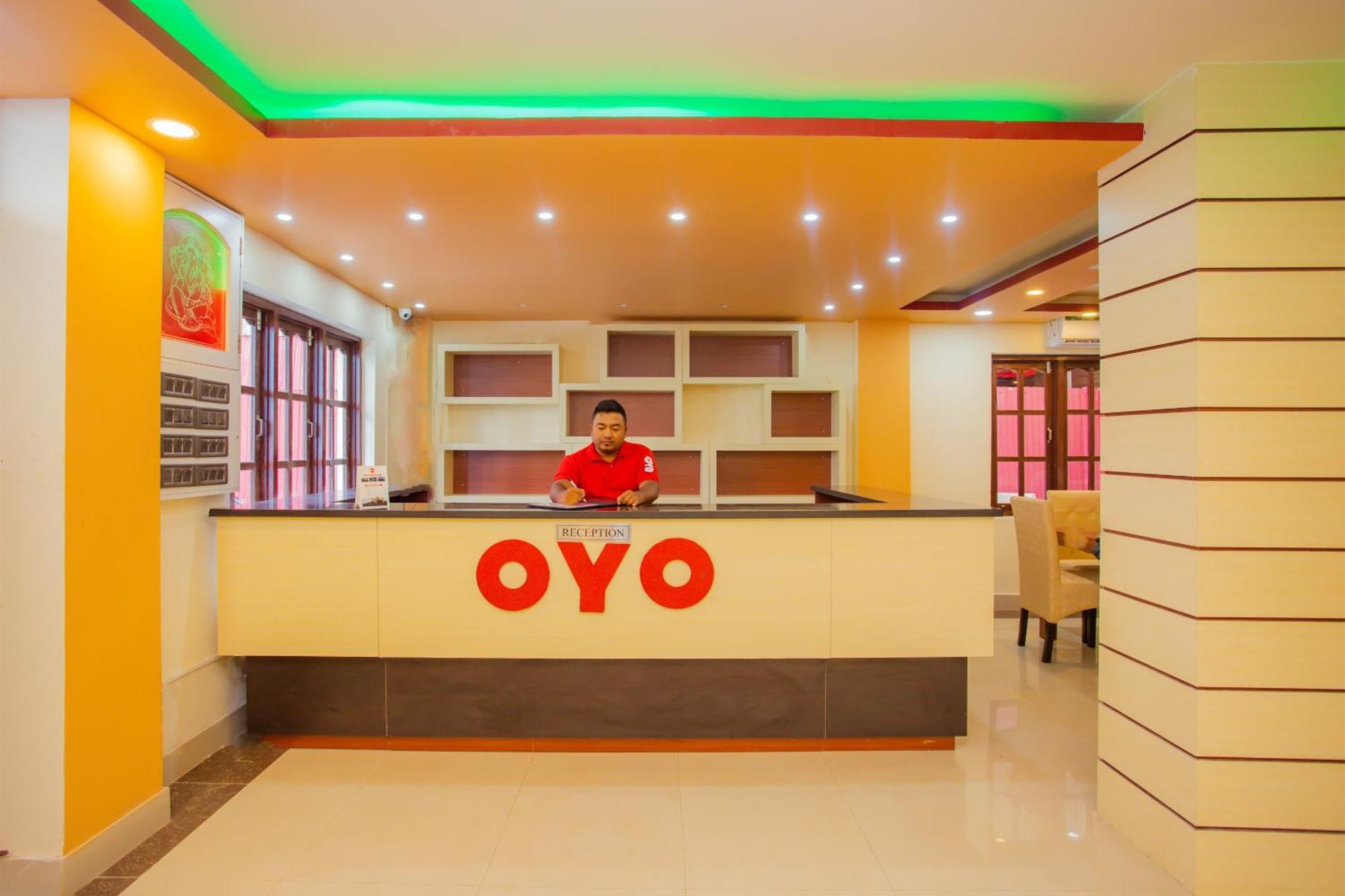 Oyo 589 Hotel Trimurti Katmandu Kültér fotó