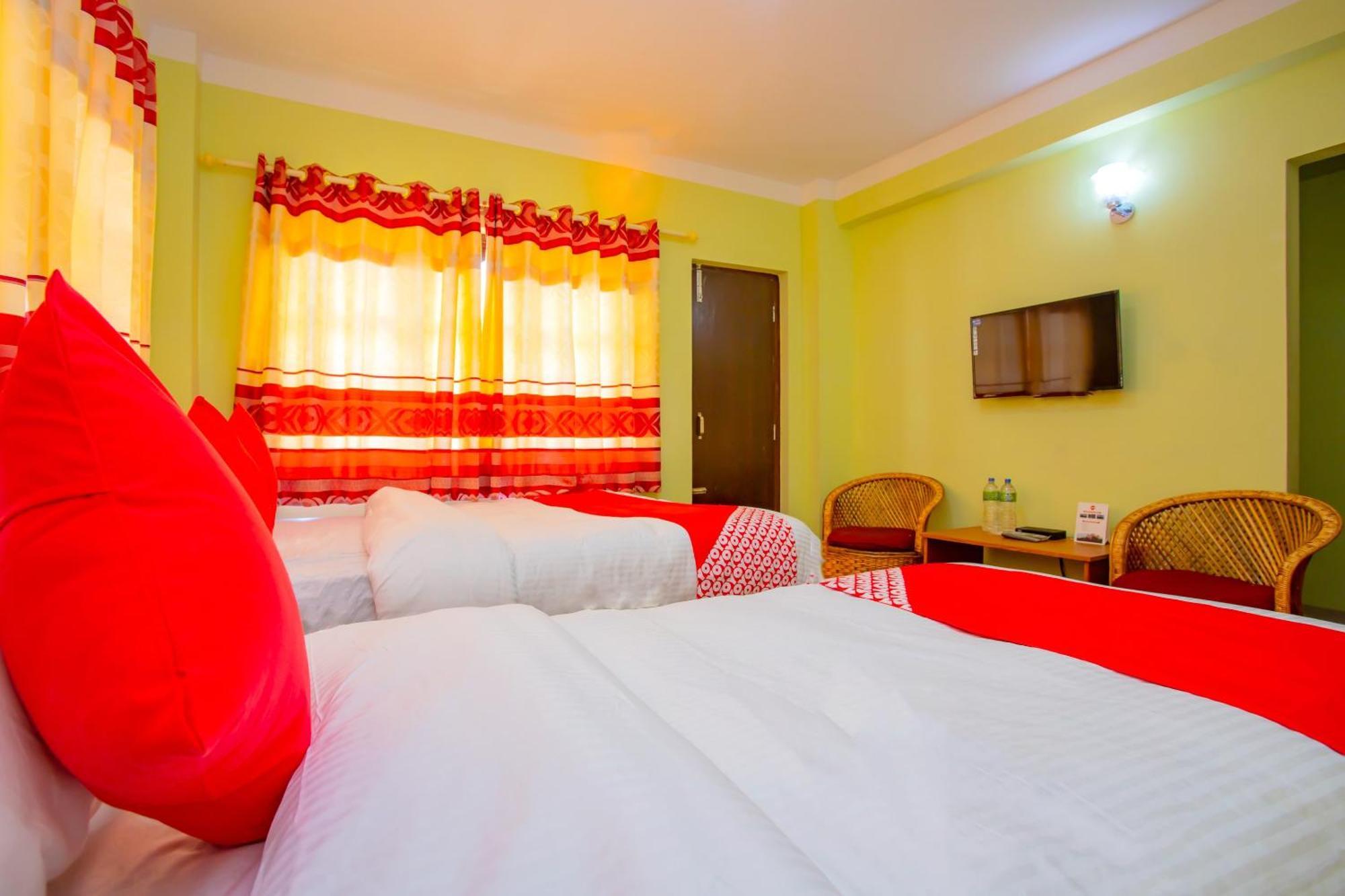Oyo 589 Hotel Trimurti Katmandu Kültér fotó